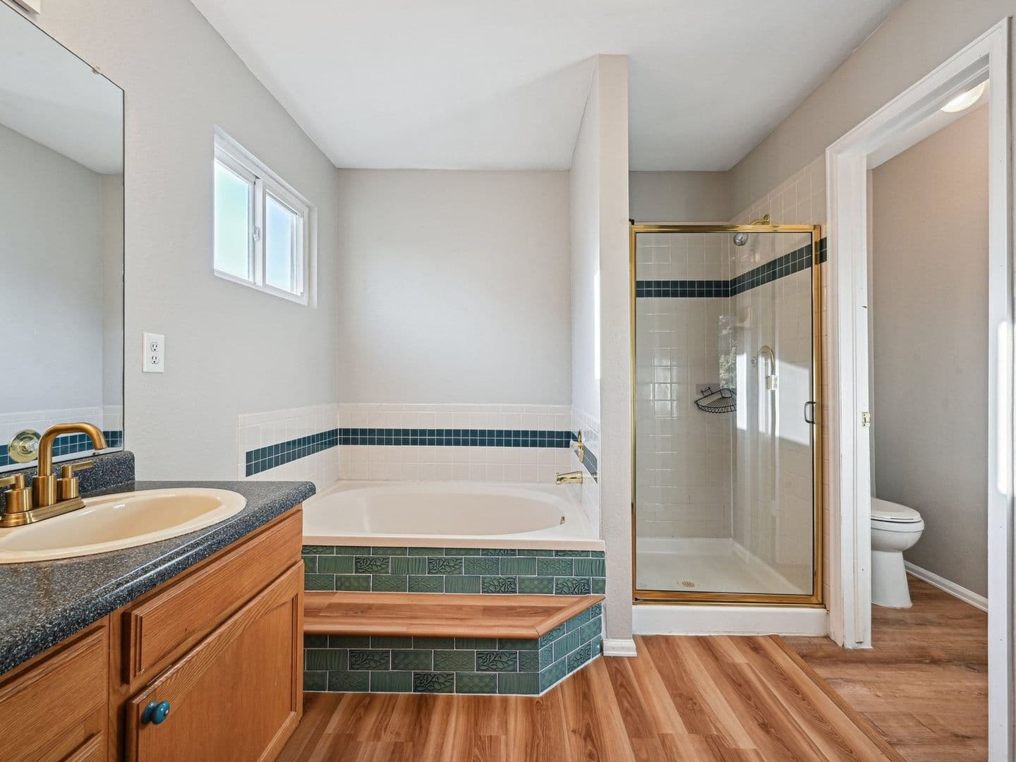 Arvada House: 10015 W 81st Cir