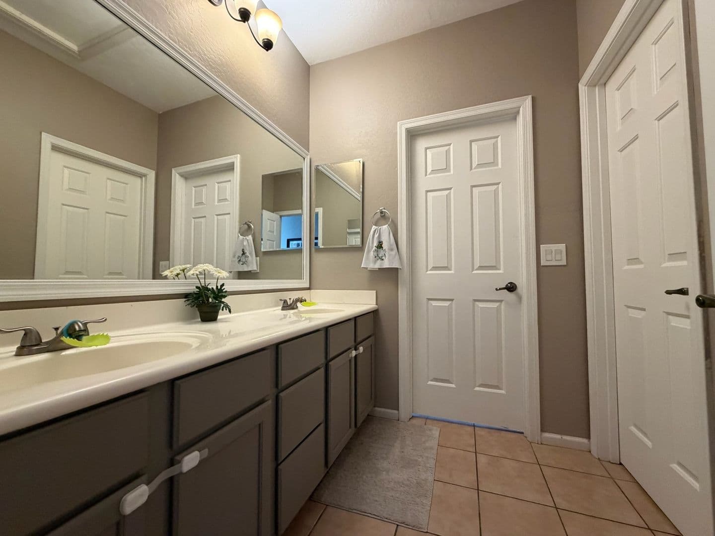 Casa Grande House: 2341 E Alida Trl