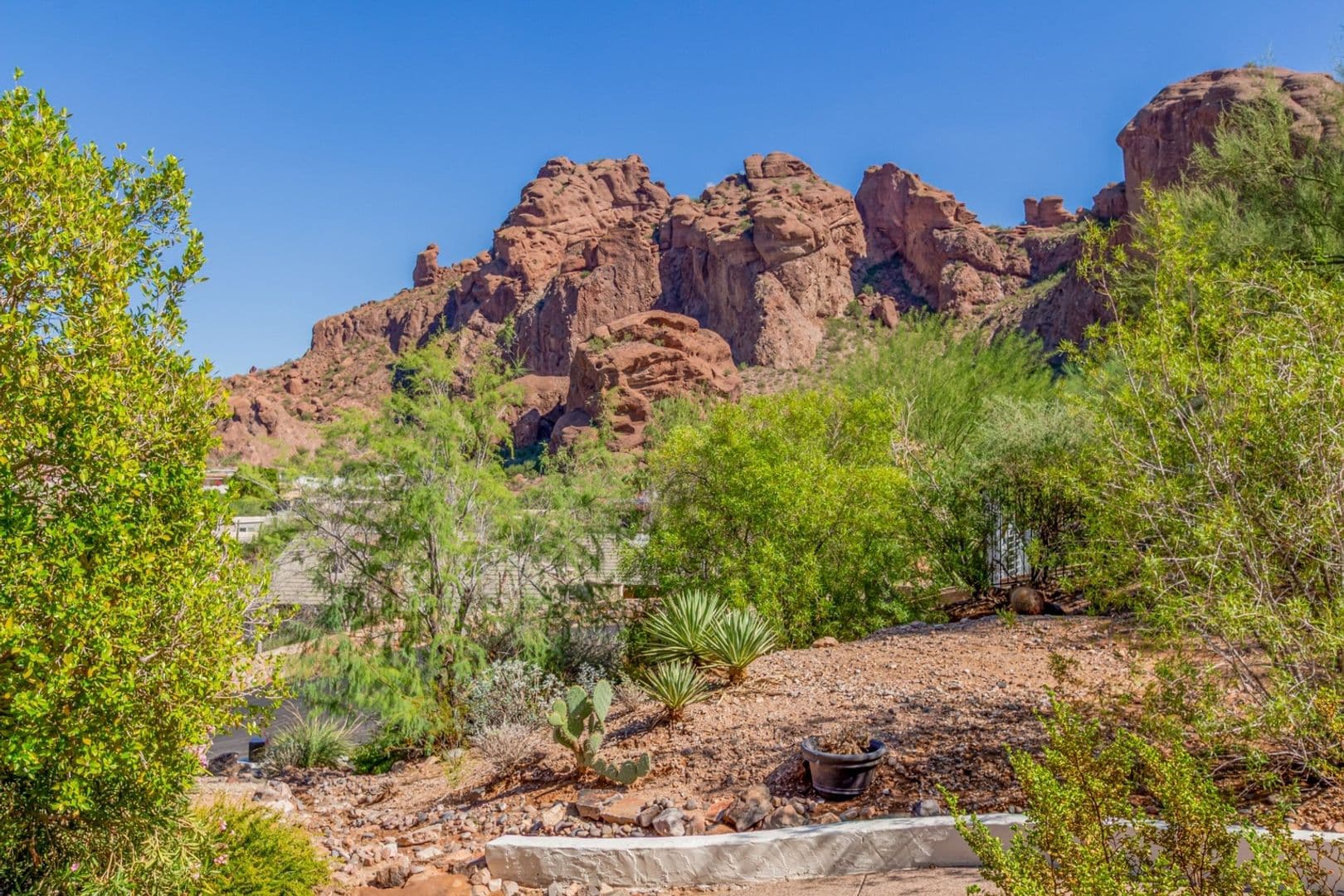 Phoenix House: 5655 N Camelback Canyon Dr