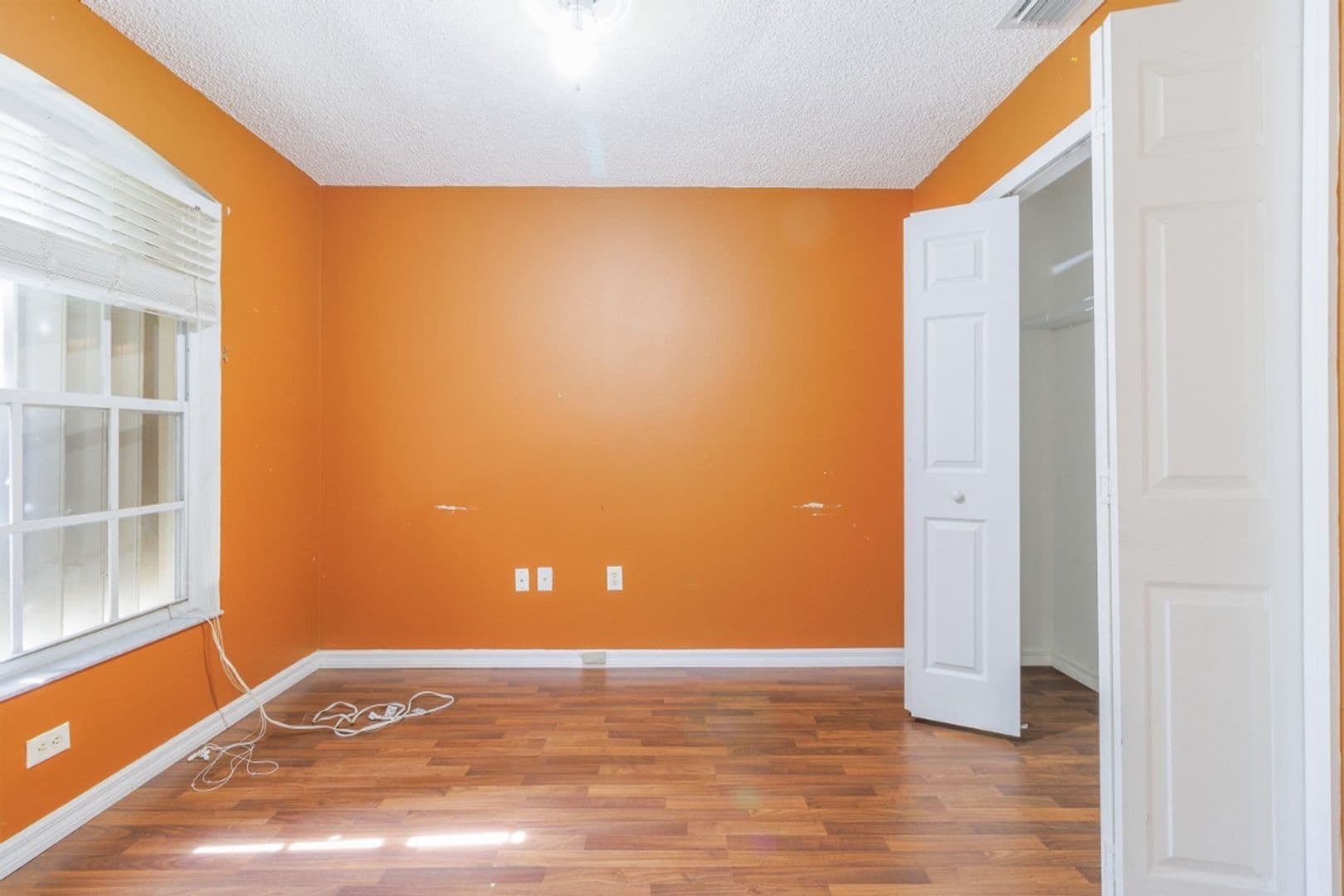 Palm Bay House: 1515 Nona St NE