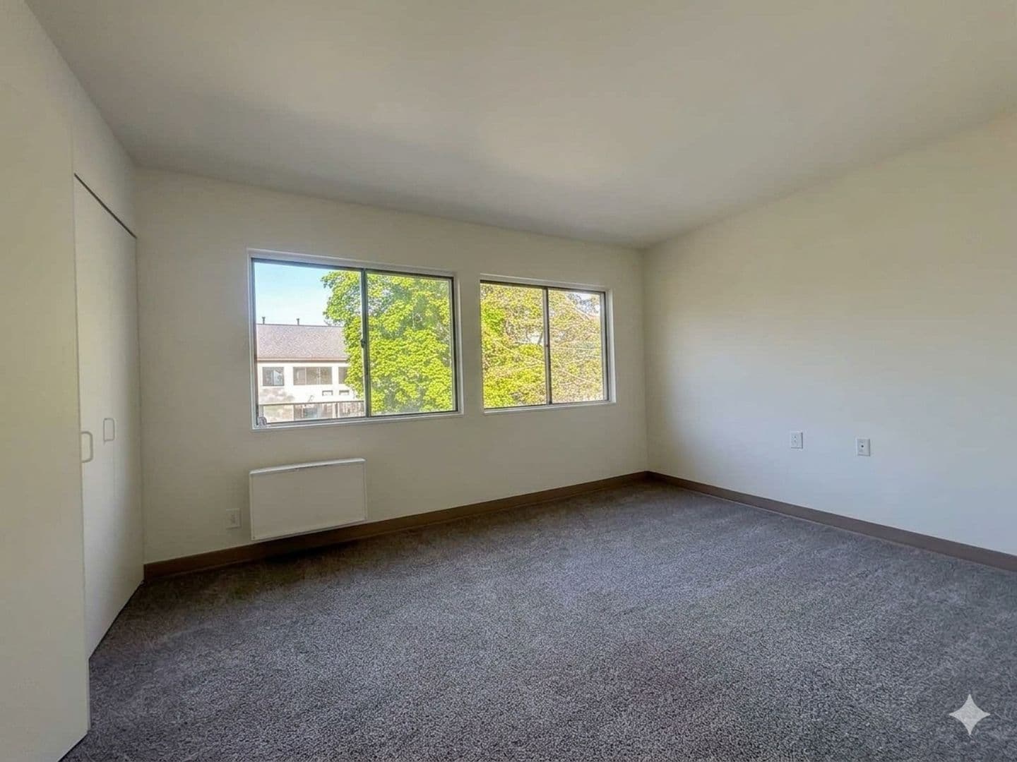 Renovo Townhome: 140 14th St