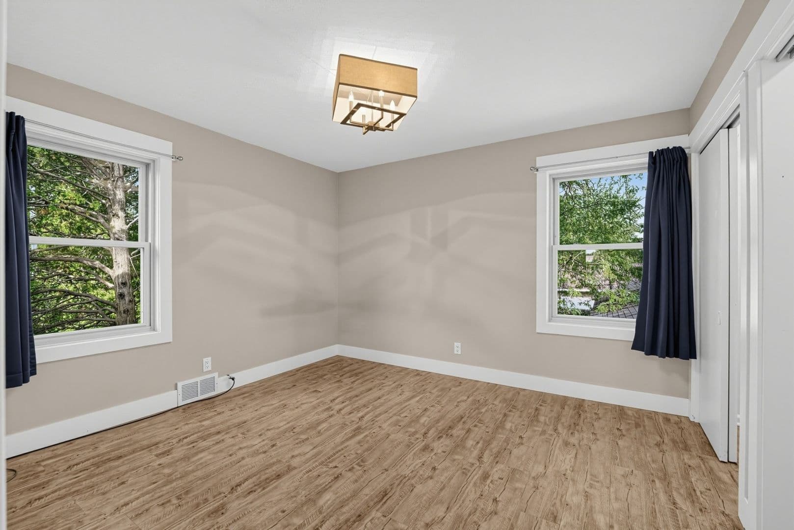 Grand Haven Condo: 709 S Despelder St