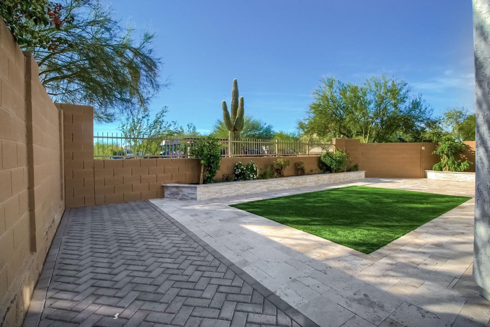 Phoenix House: 1735 West Straight Arrow Lane