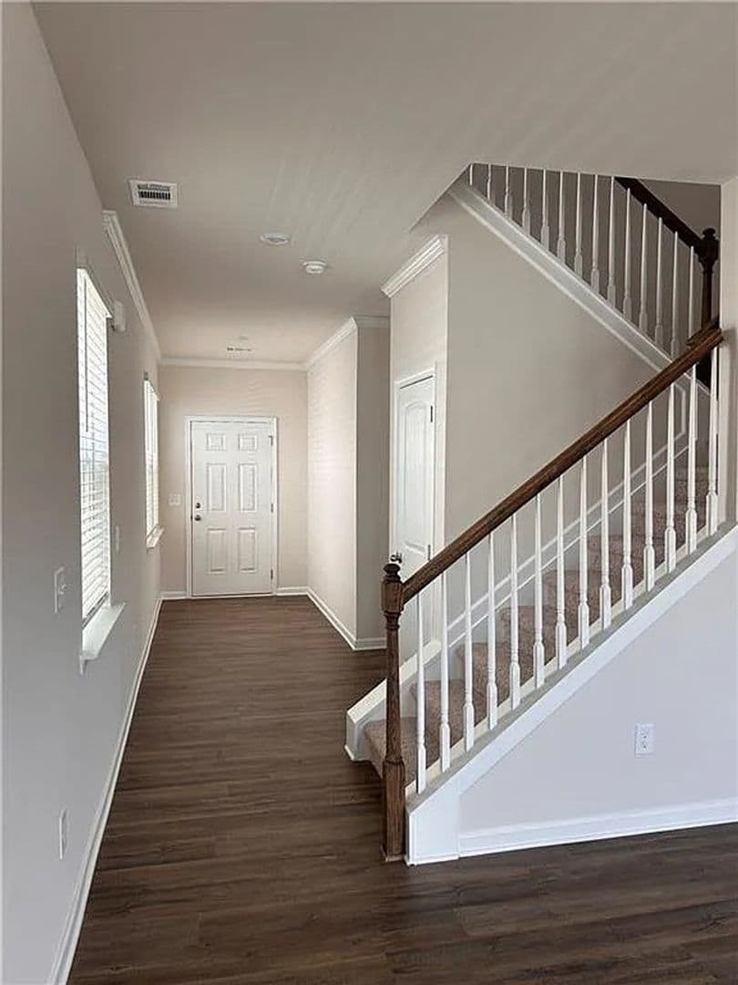 Dawsonville House: 38 Windover Way