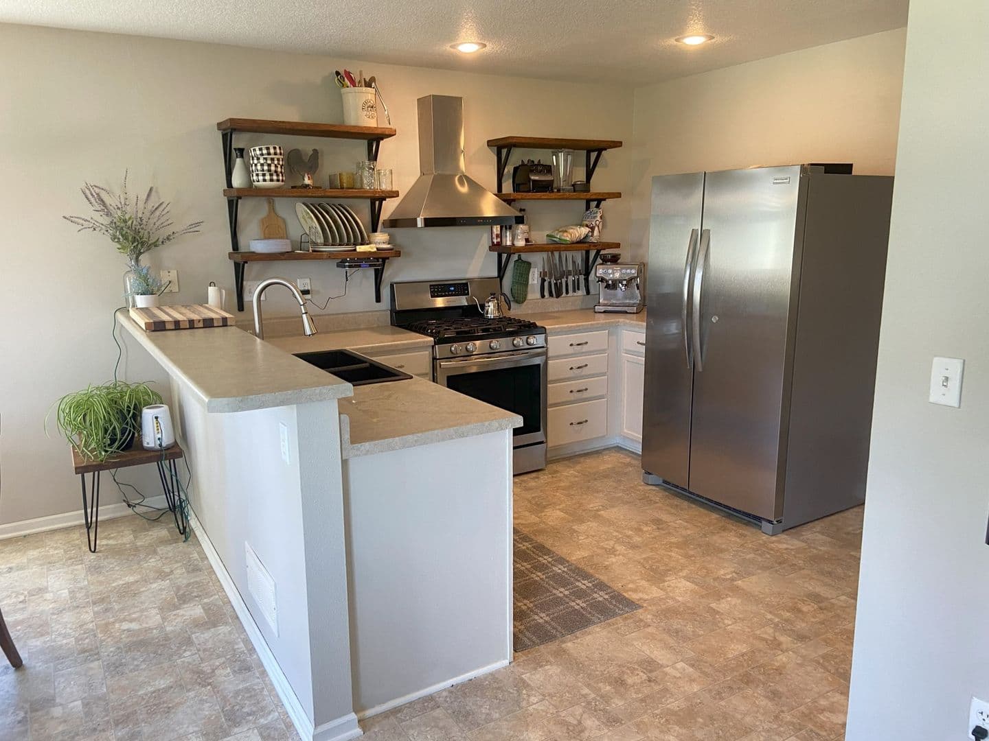 Ankeny House: 5113 Ne Ledgestone Ct