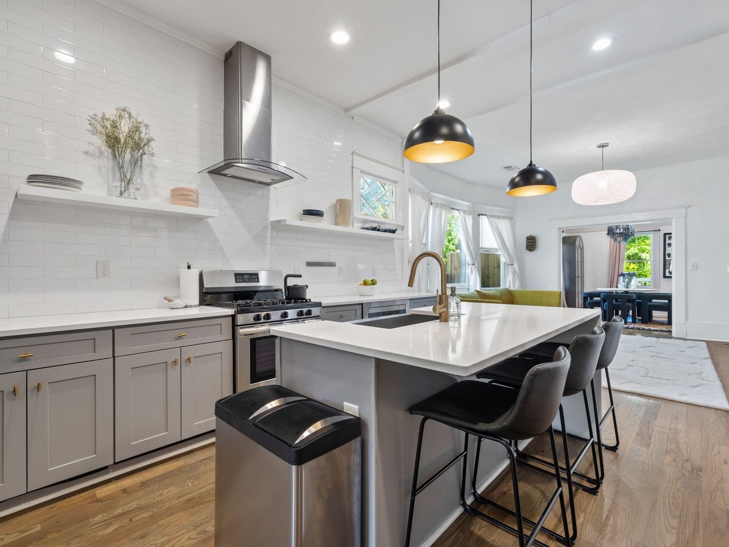 Atlanta House: 381 Lawton St Sw