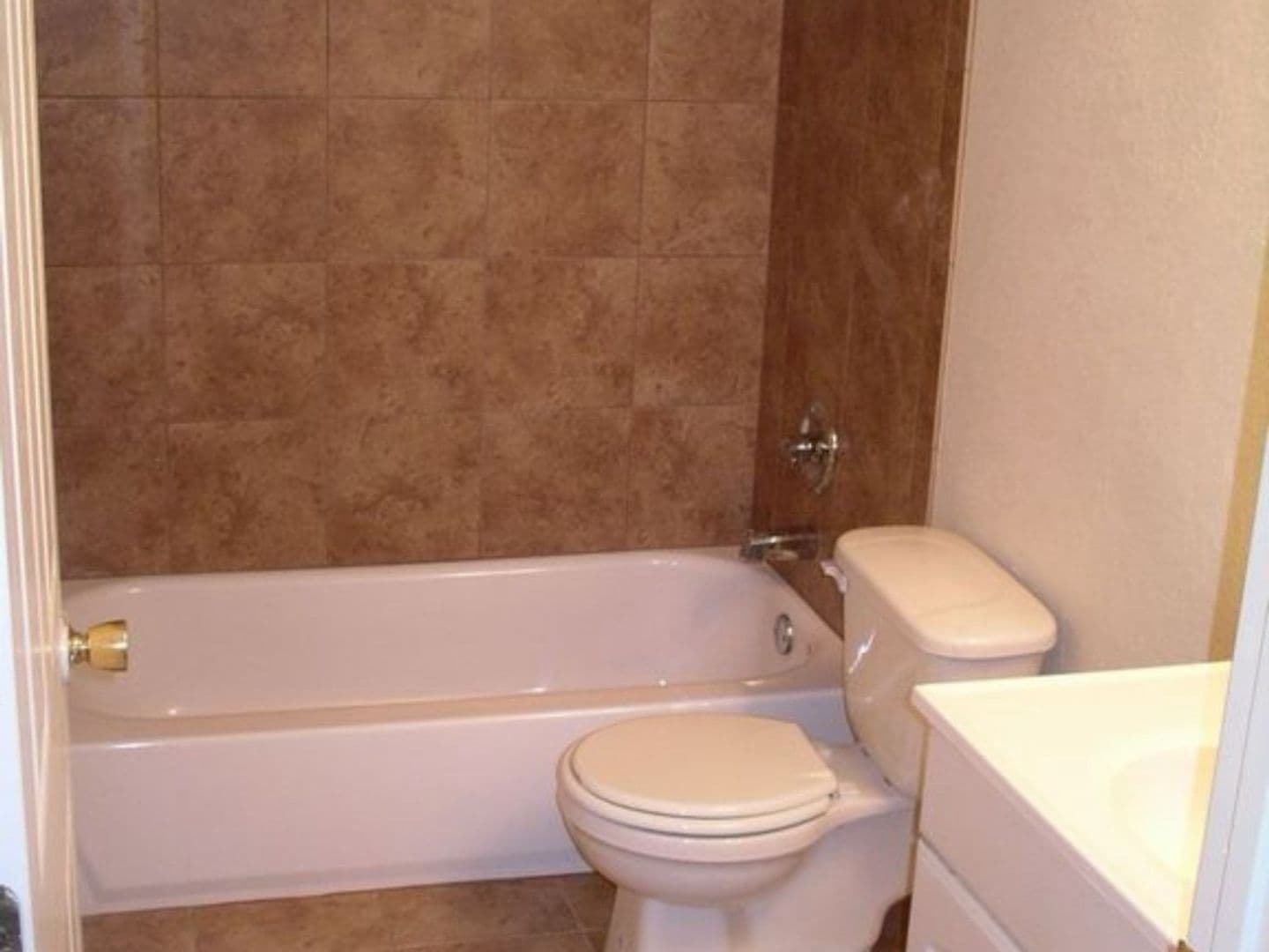 Westminster Townhome: 2725 W 86th Ave