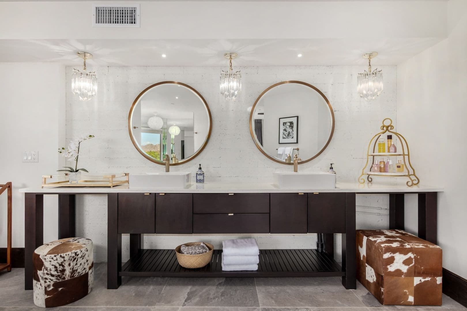 Phoenix House: 5655 N Camelback Canyon Dr