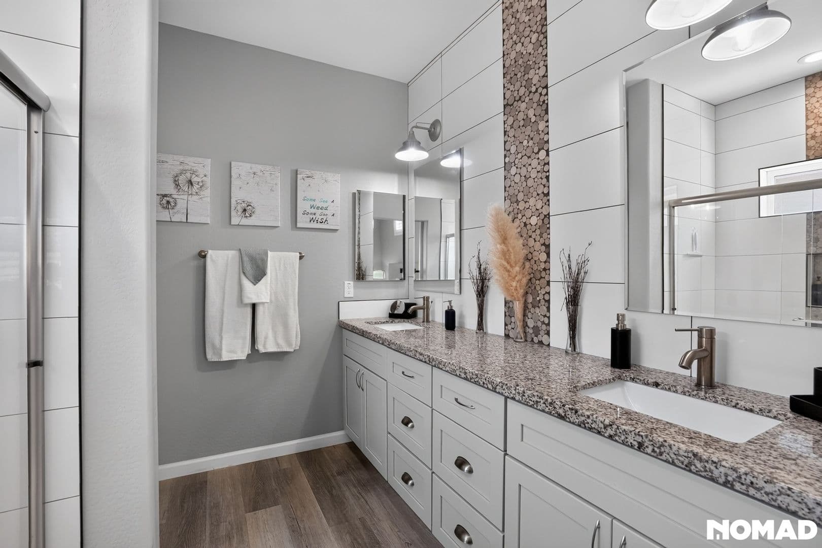 Phoenix House: 524 W Harwell Rd