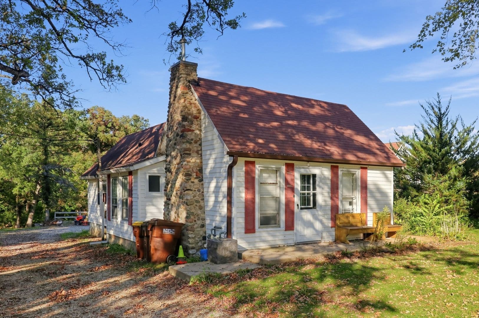 Crystal Lake House: 6414 W Hillside Rd