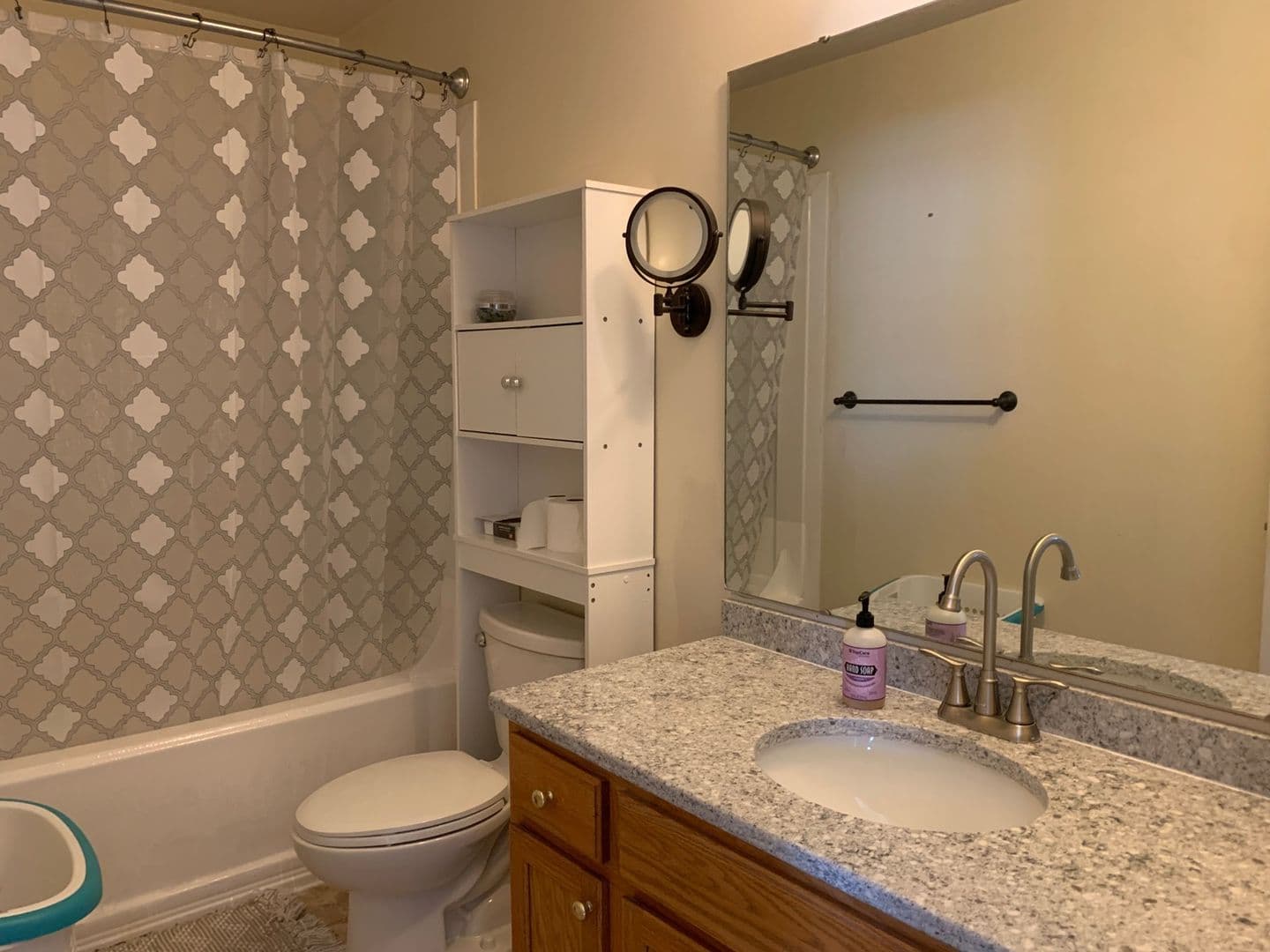 Dunlap House: 11723 N Scotts Trl