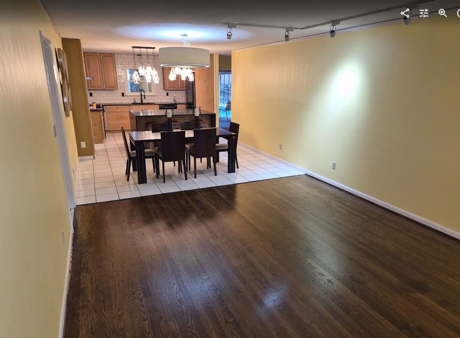 Atlanta House: 3262 Alton Rd