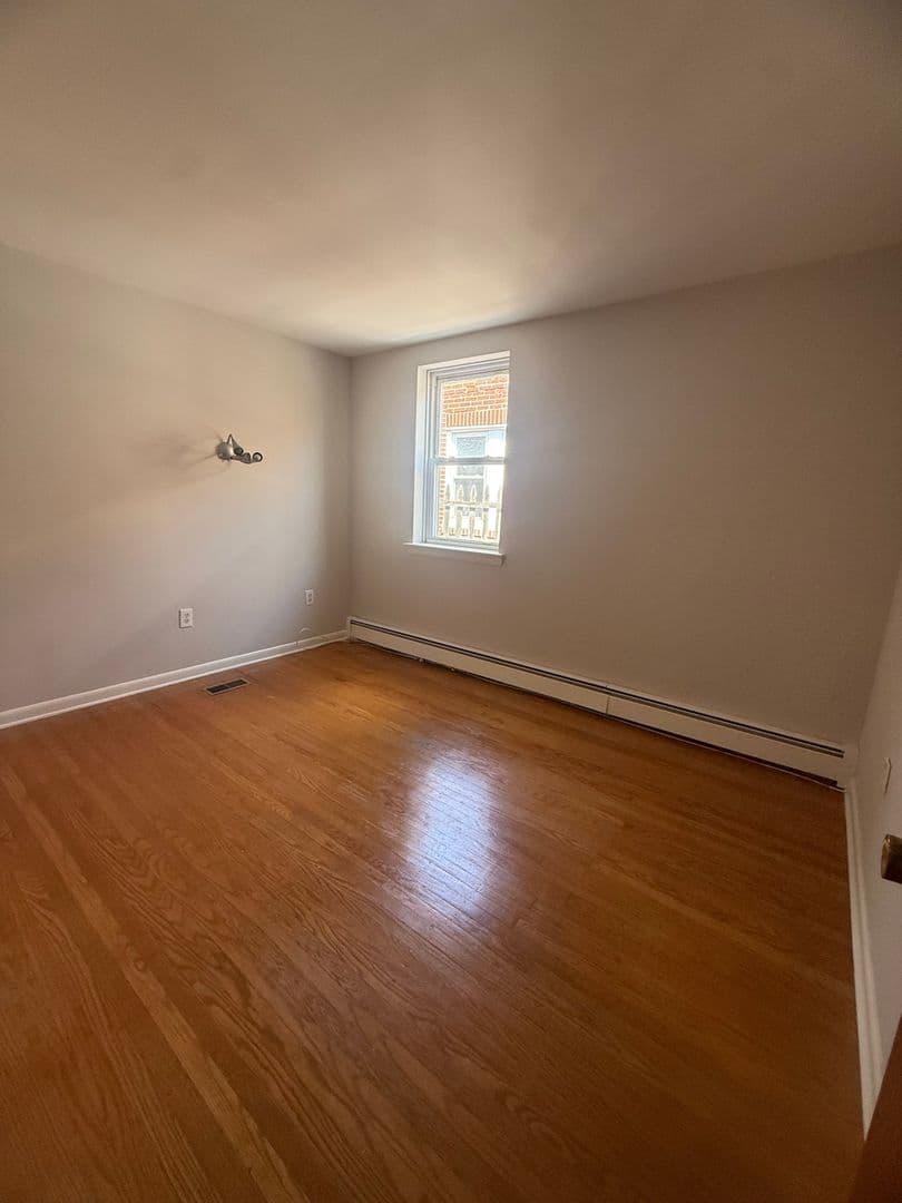 Bryn Mawr Condo: 608 W Lancaster Ave