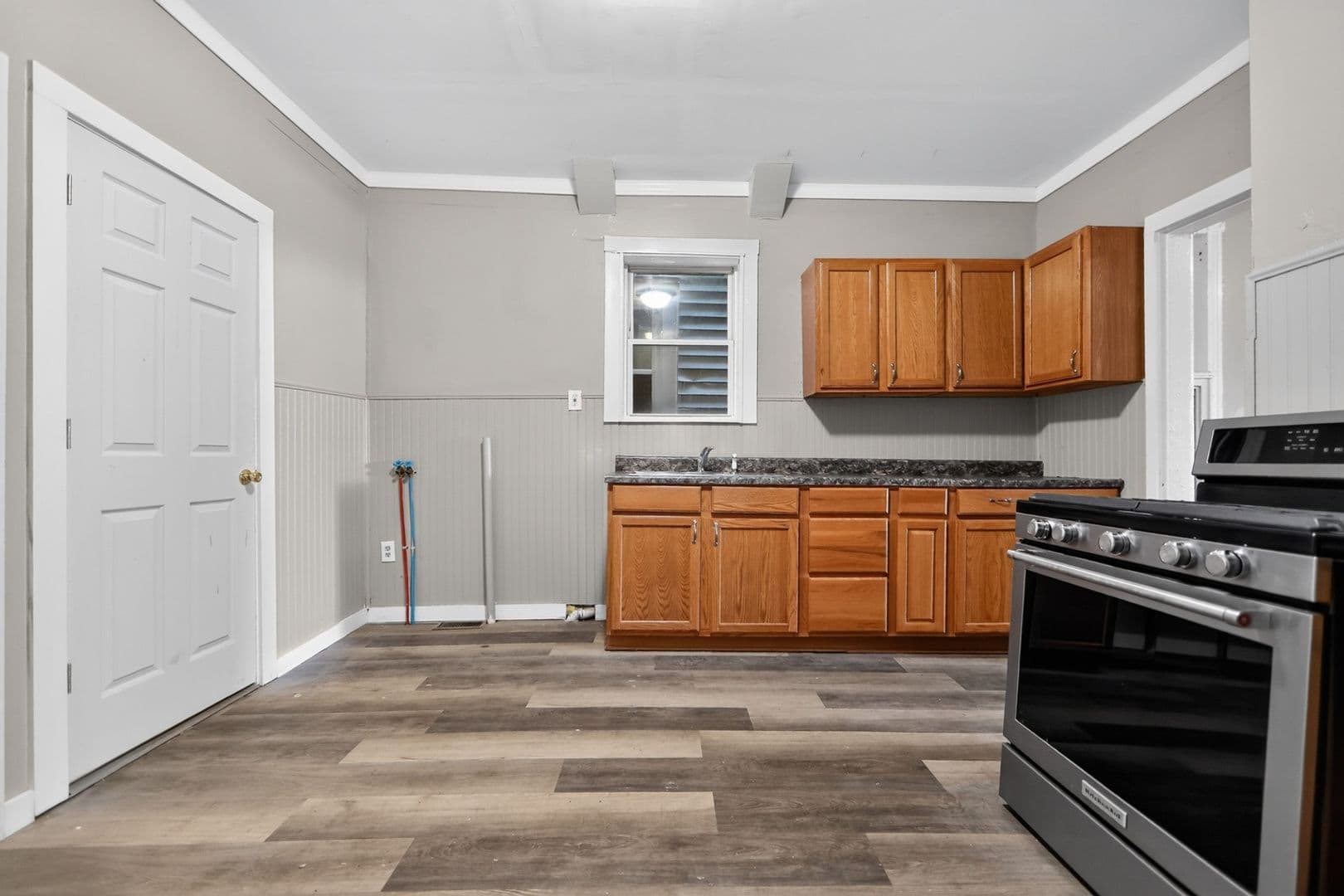 Troy Townhome: 362 9th St