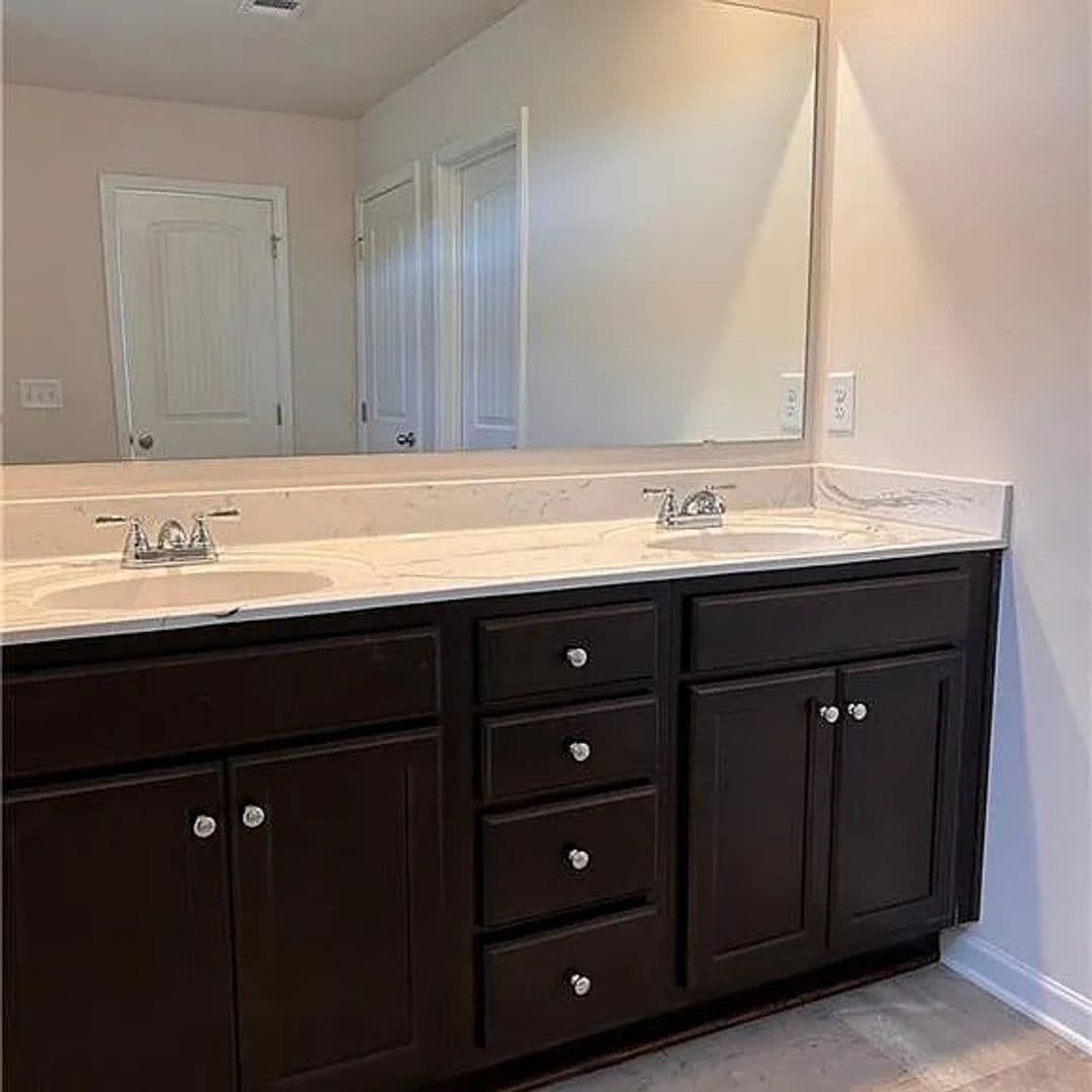 Dawsonville House: 38 Windover Way