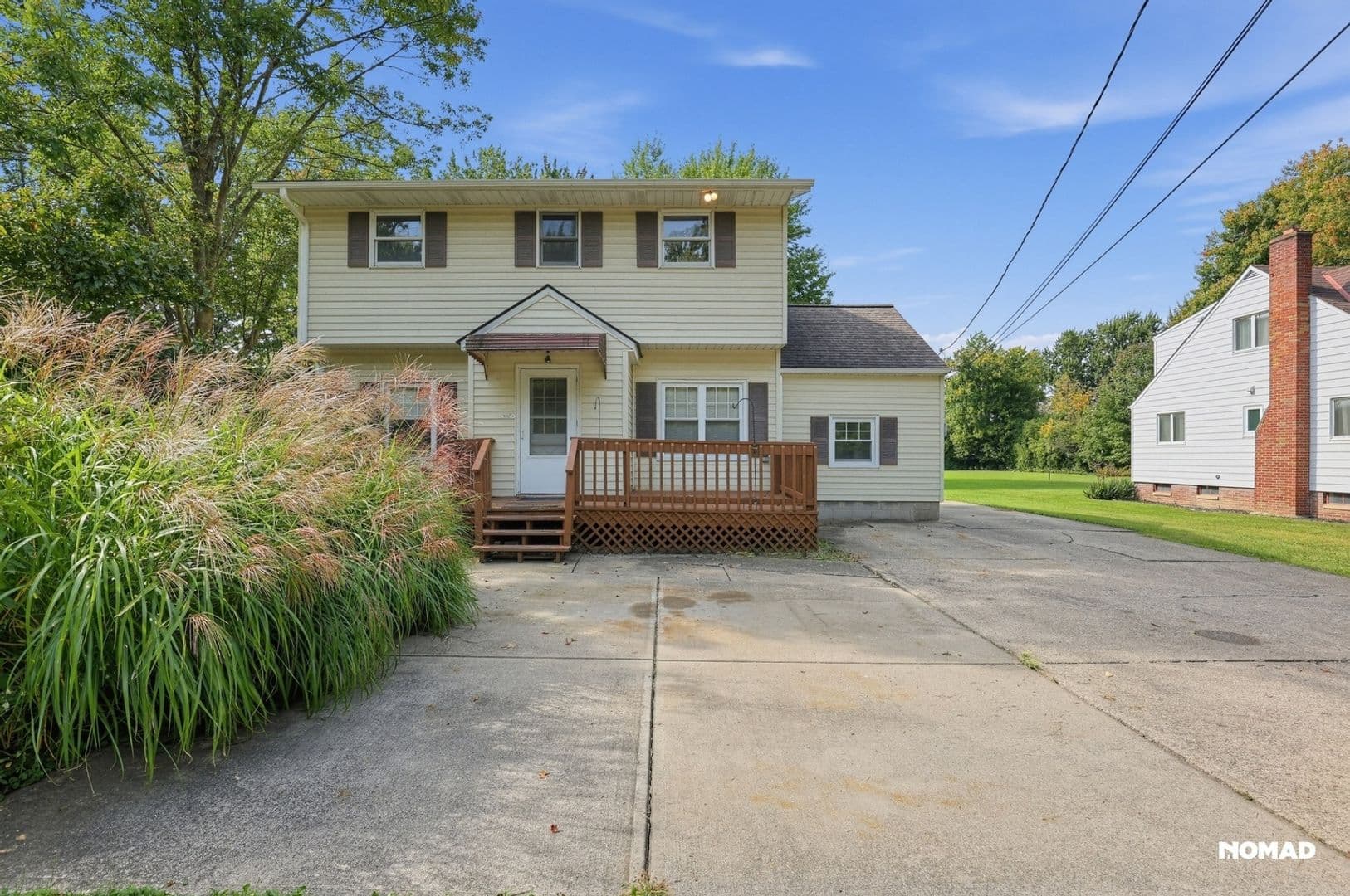 Westlake House: 2960 Bradley Rd