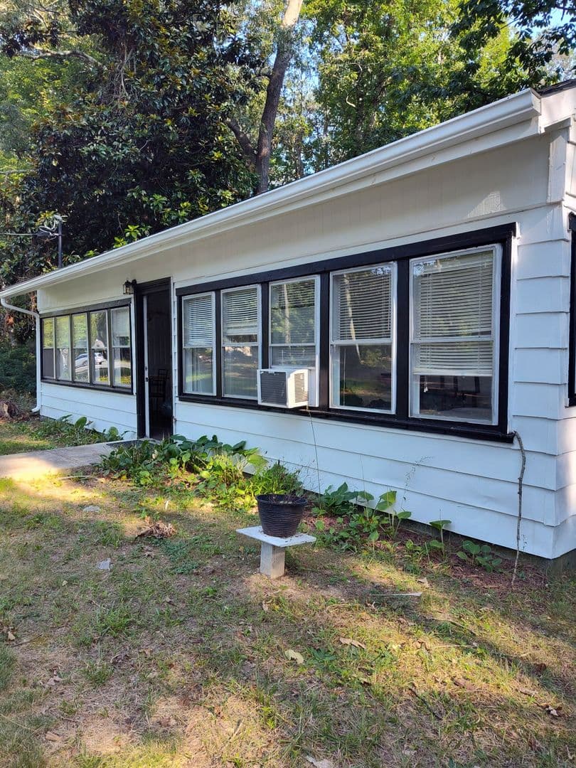 Manassas Townhome: 11416 Bristol Rd