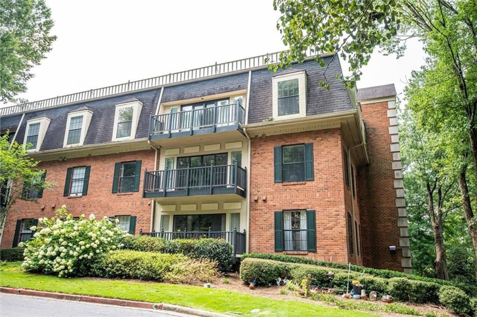 Atlanta Condo: 26202 Plantation Dr Ne