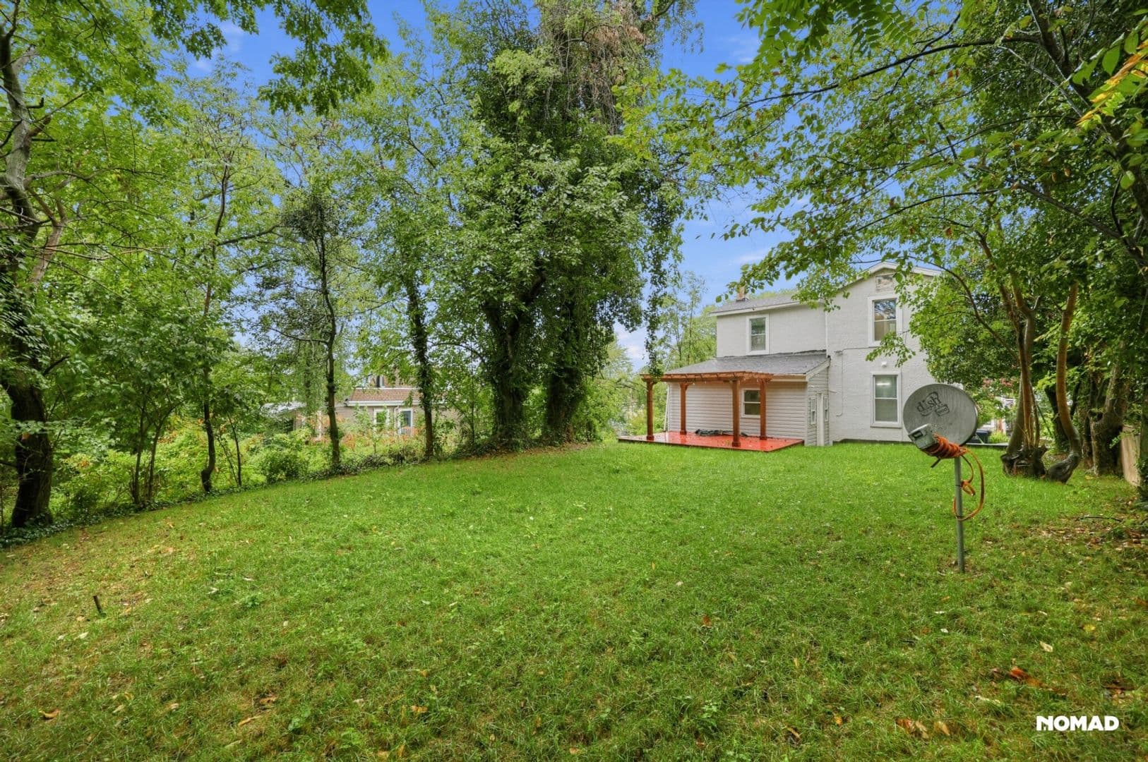 Washington House: 1627 W St SE