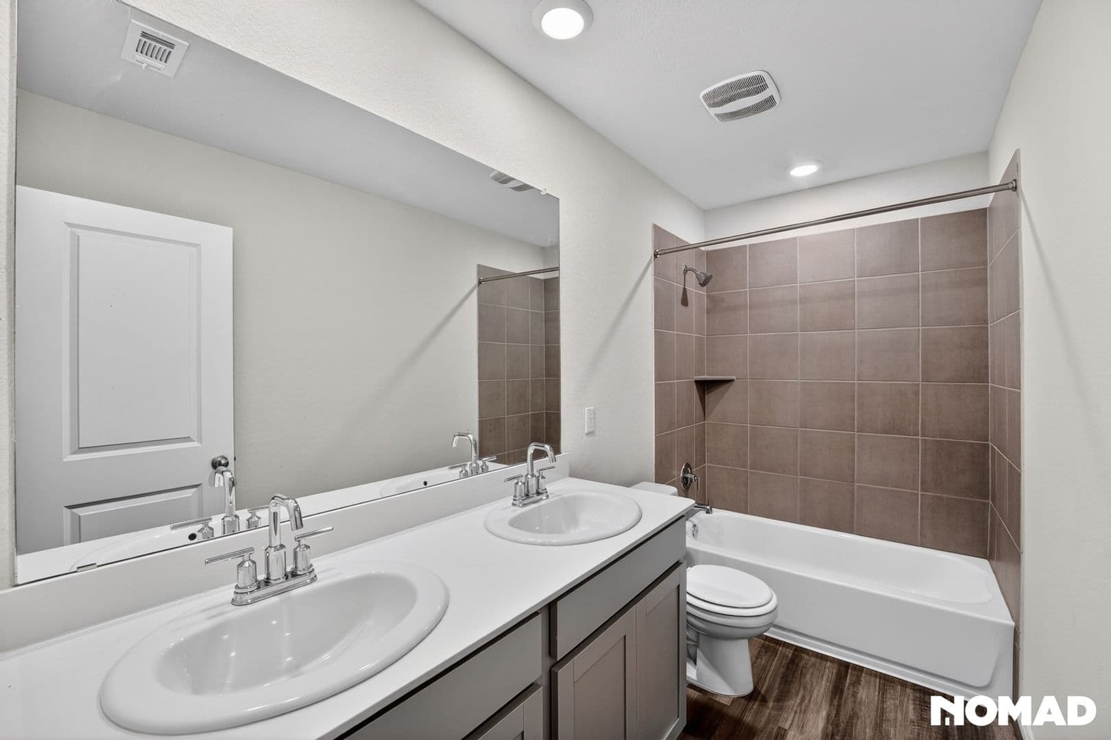 Austin House: 11809 Lily Branch Ln
