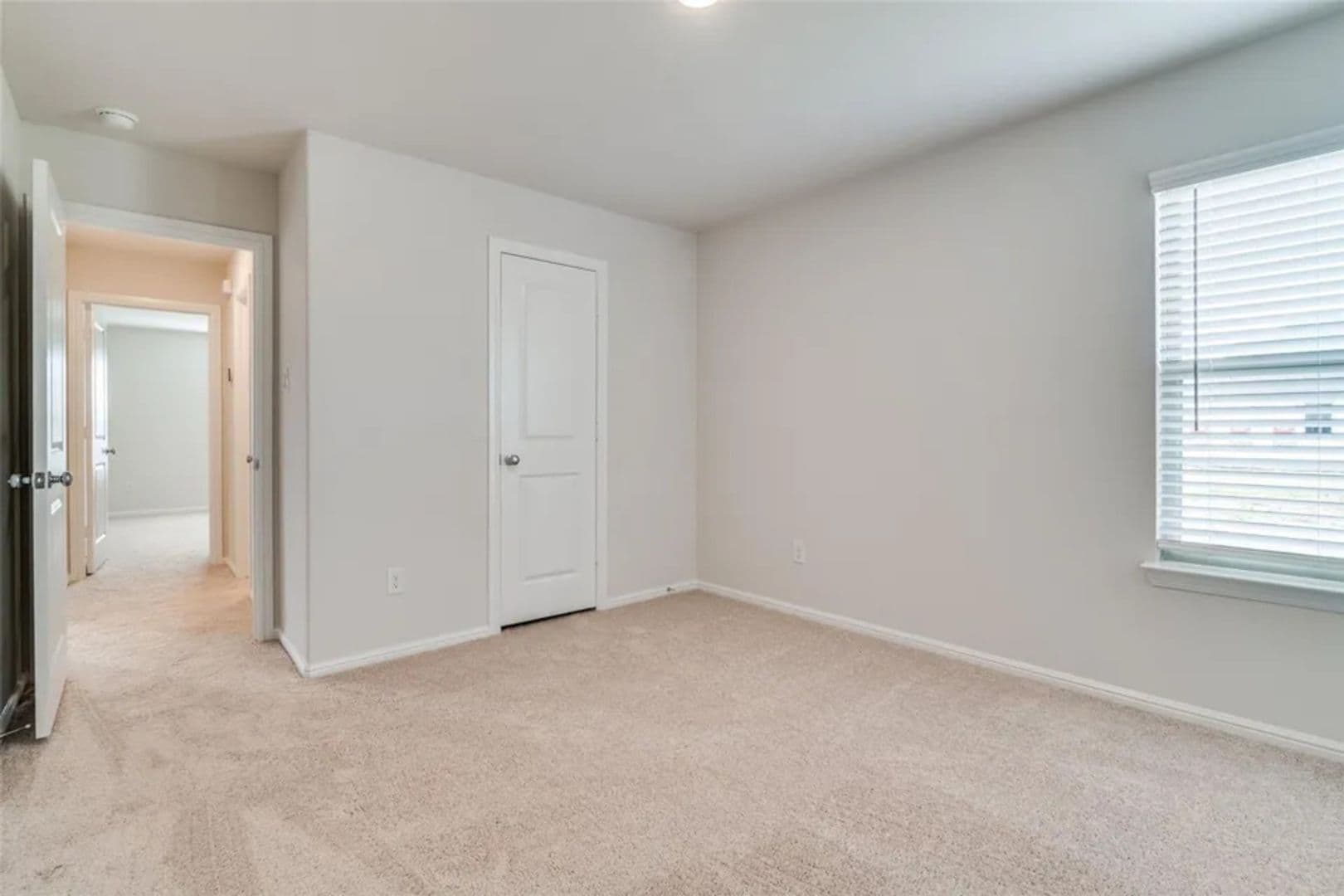 Royse City House: 213 Corcovado Ave