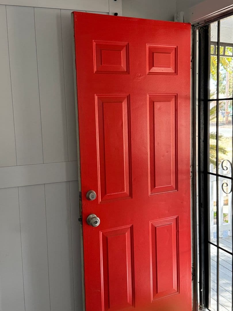 Visalia House: 16544 Avenue 291