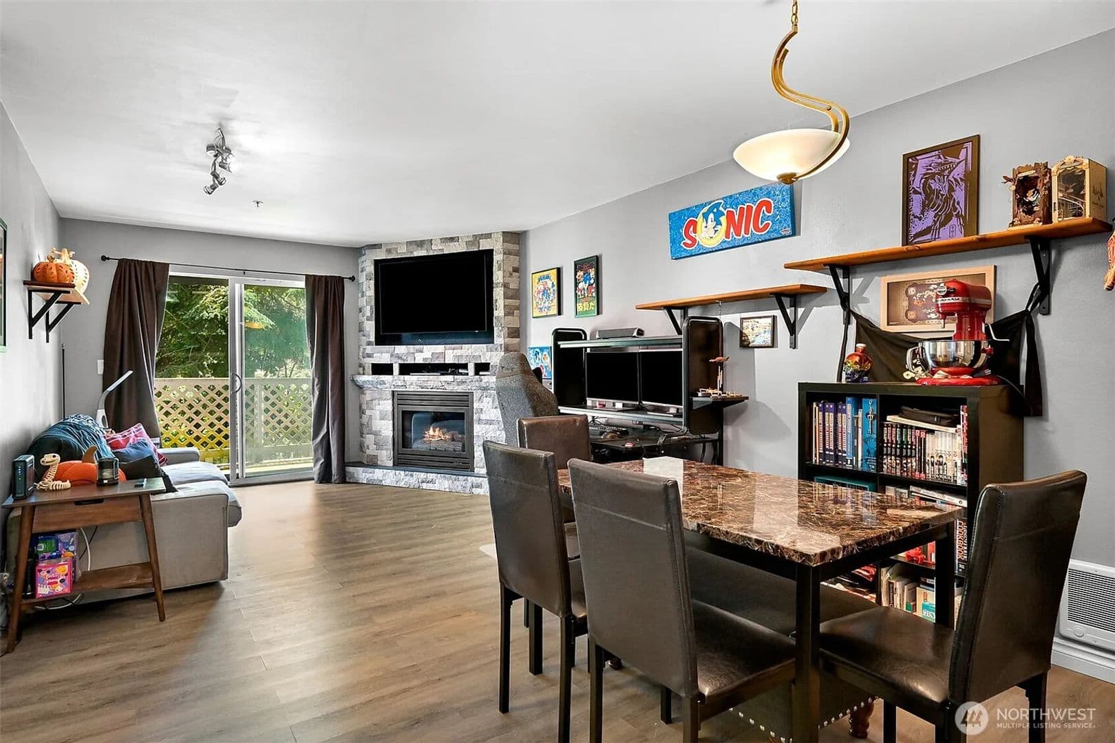 Bellingham Condo: 2713 W Maplewd Ave