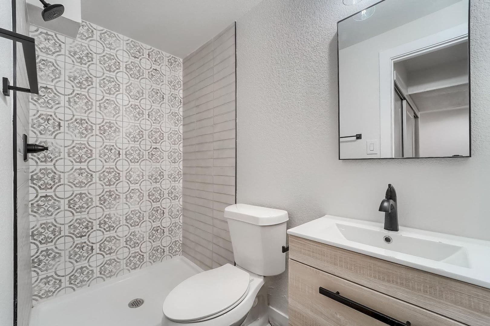 Denver House: 9923 East Exposition Avenue
