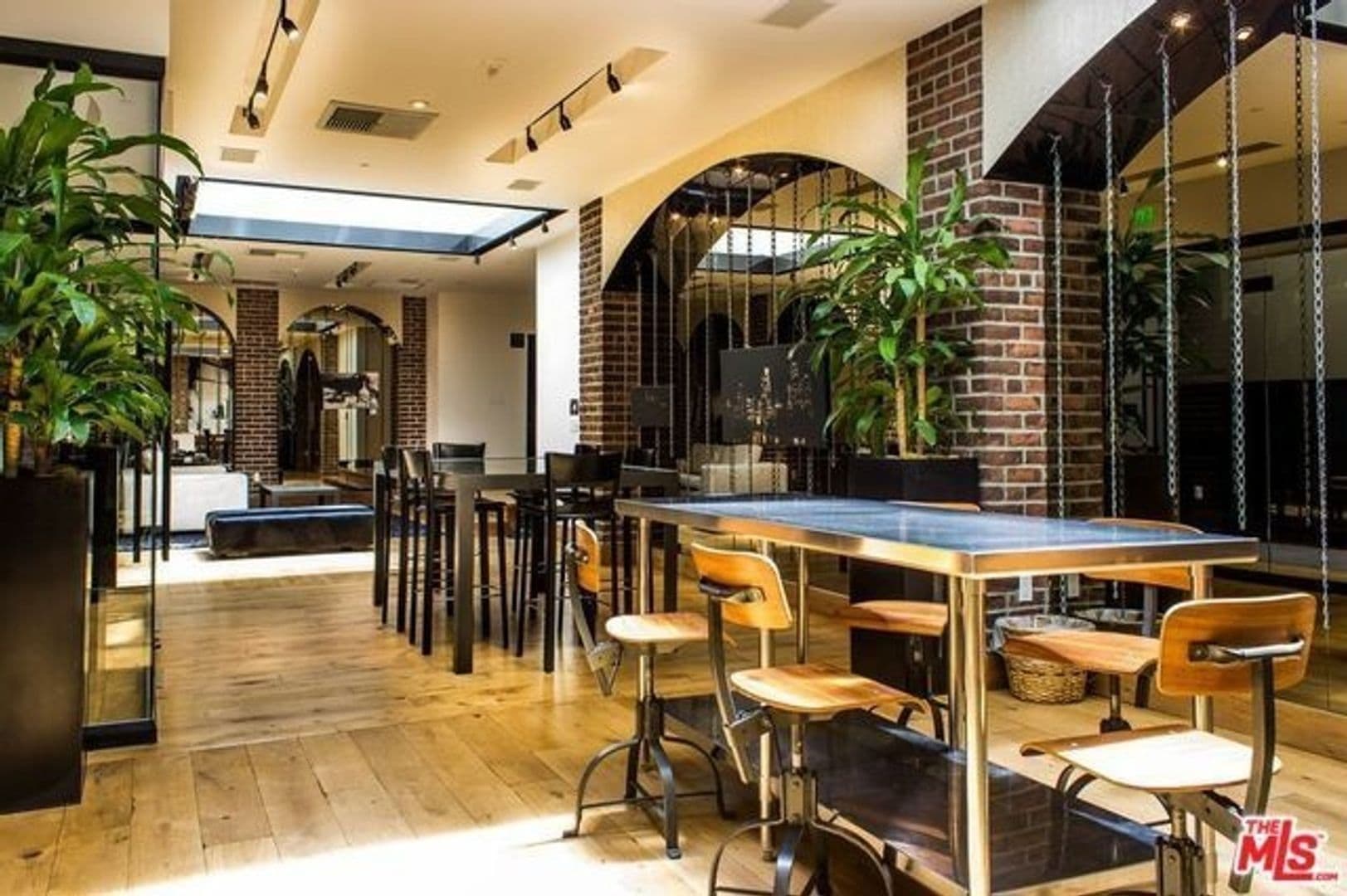 Los Angeles Condo: 460 S Spring St