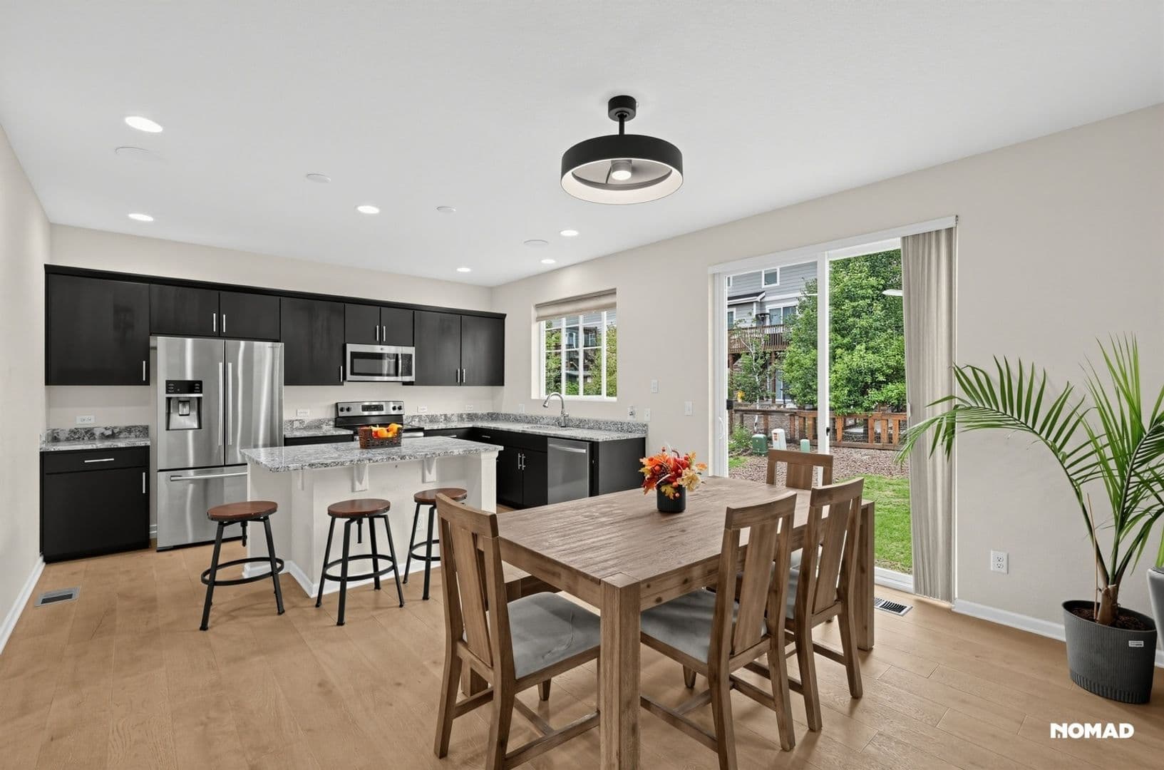 Aurora House: 7281 S Old Hammer Way