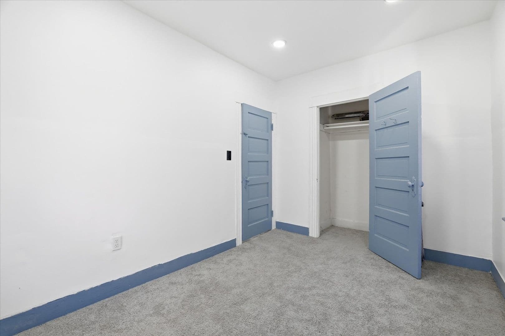 Scranton House: 940 Monroe Ave