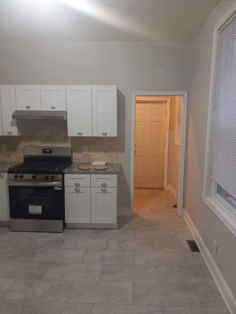 Philadelphia House: 2561 N 29th St