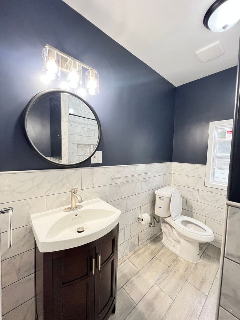 Buffalo Townhome: 313 Lasalle Ave