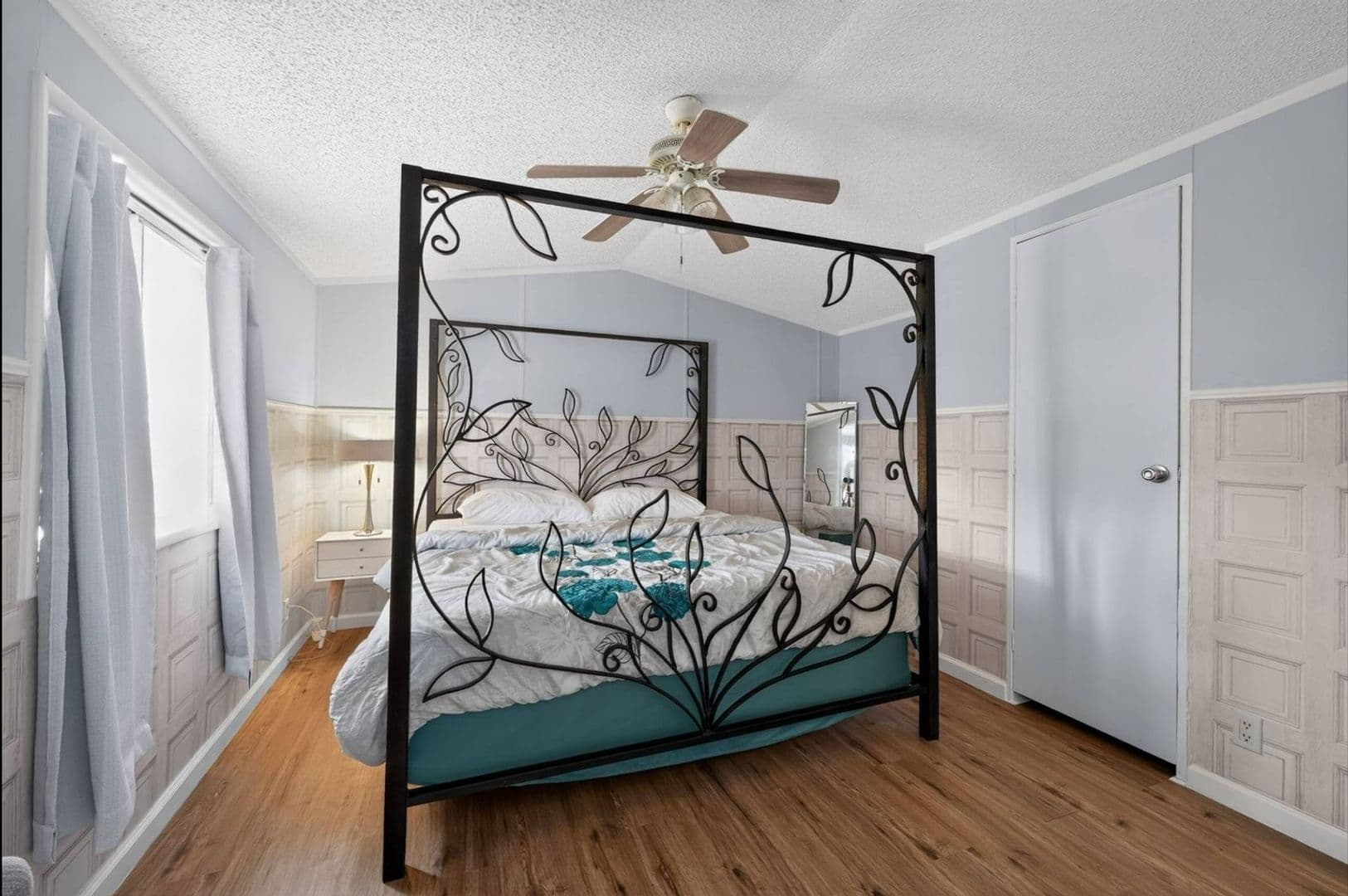 Casa Grande House: 11484 N Cordell St