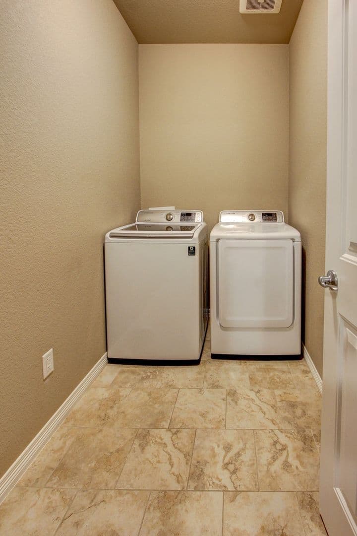 Fort Collins Townhome: 3027 Knolls End Dr