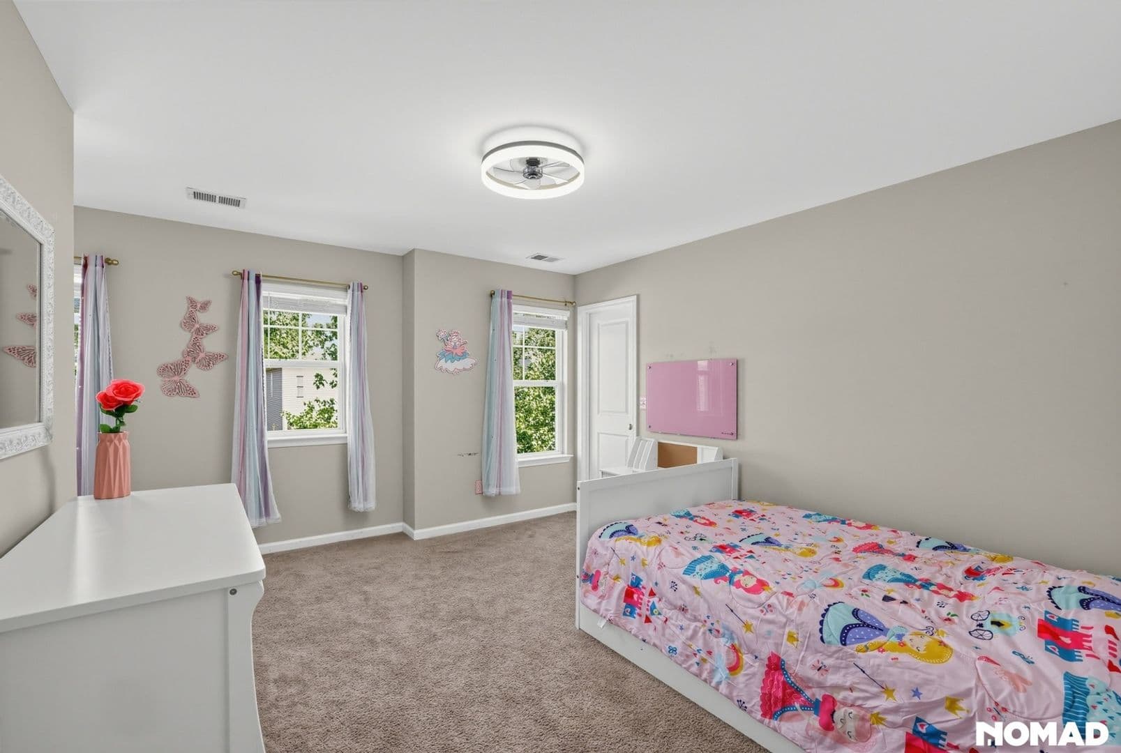 Simpsonville House: 302 Barrett Chase Dr