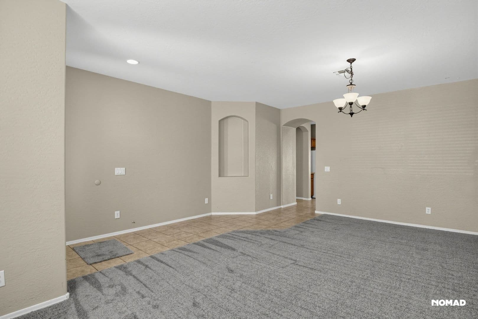 Goodyear House: 15216 W Winward Ave