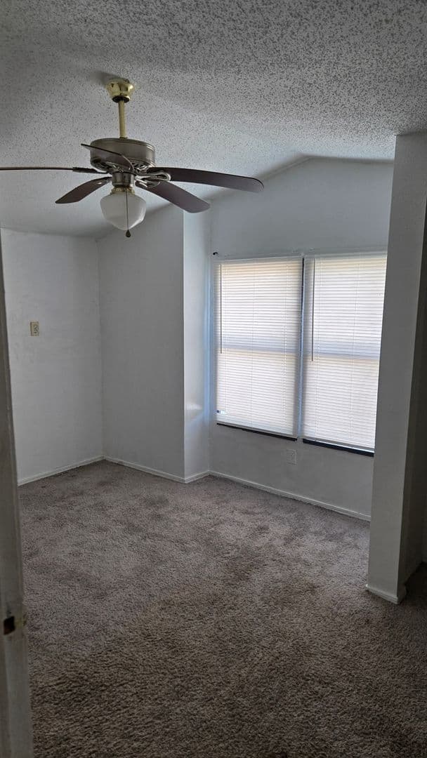 Fresno House: 617 Hickory St