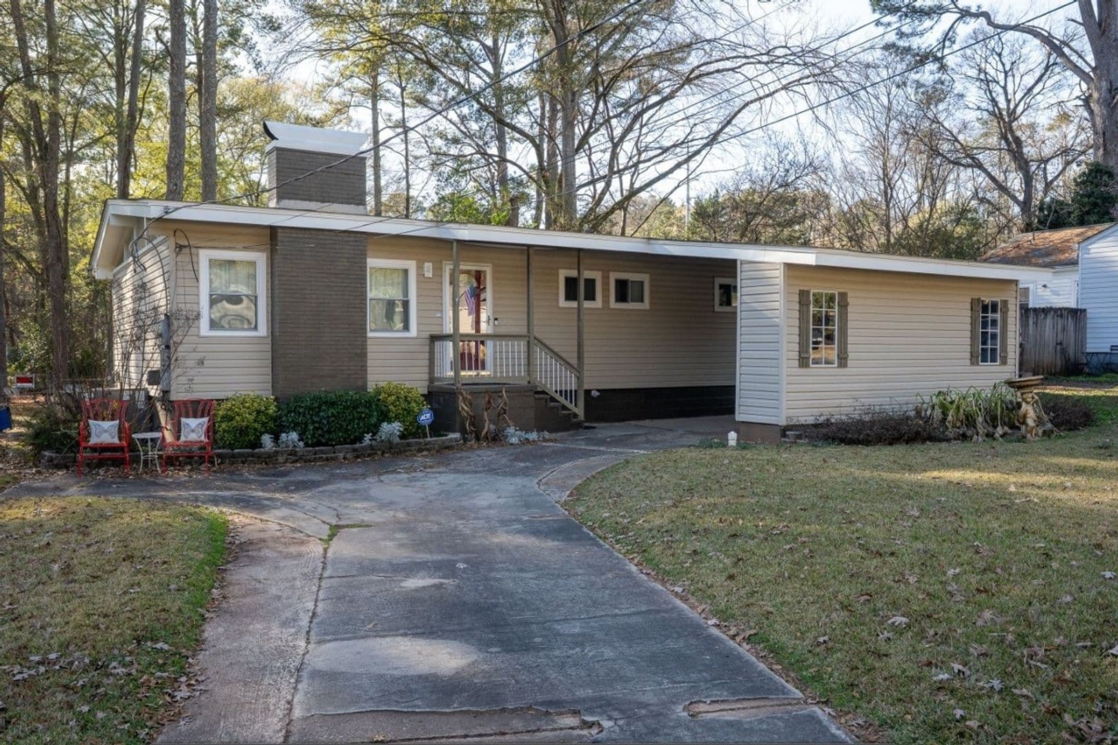Birmingham House: 212 Stacy St