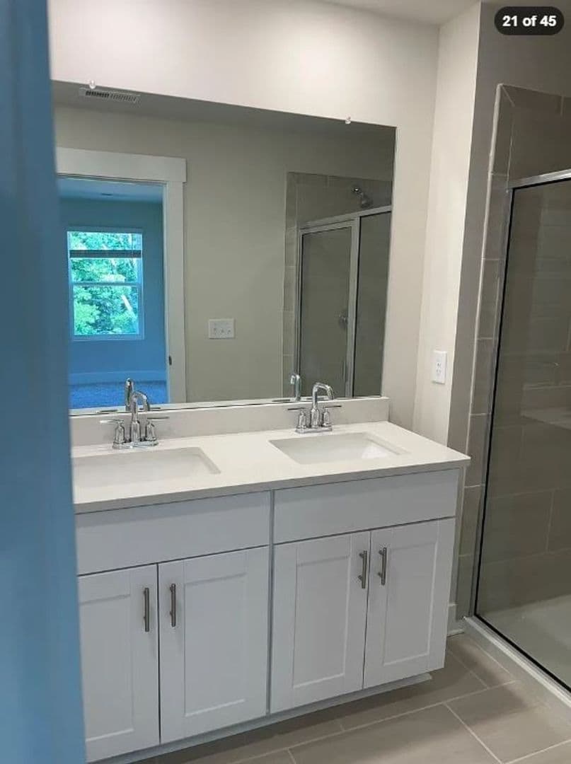 Greer House: 854 Thread Way