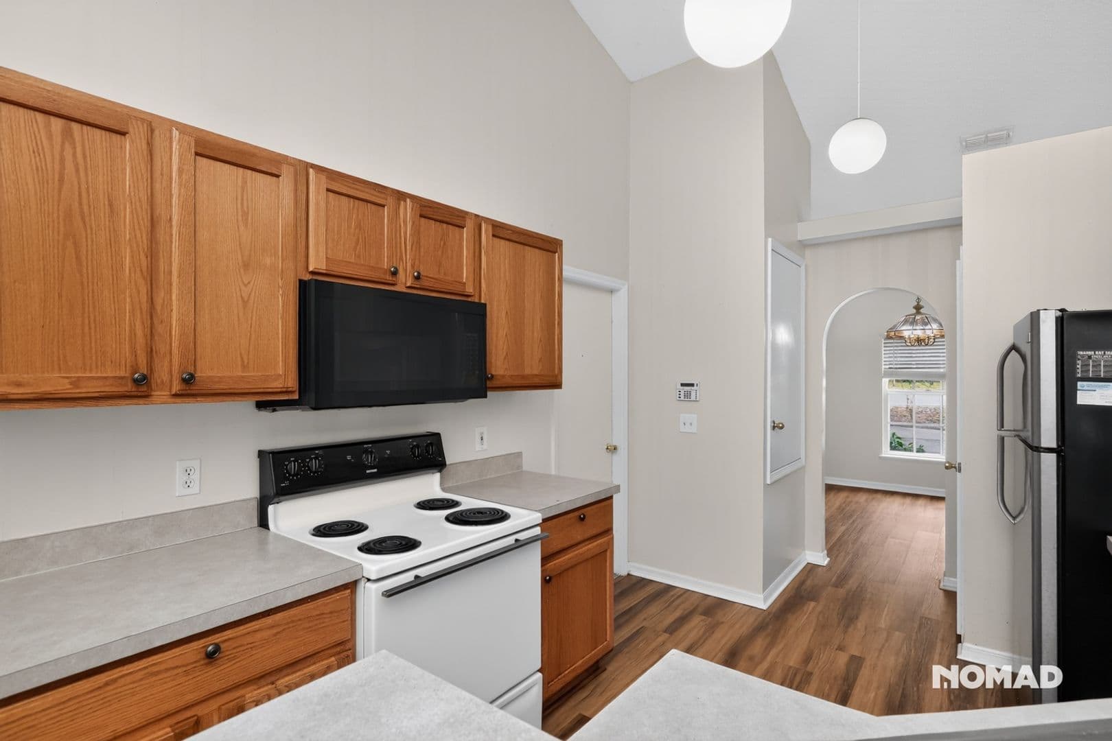 Spring Hill House: 14169 Spring Hill Dr