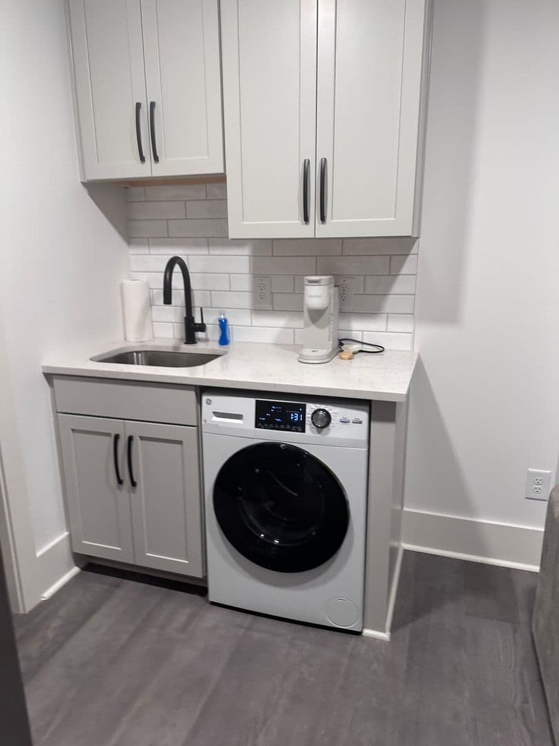 Charleston Townhome: 5 Nats Ct