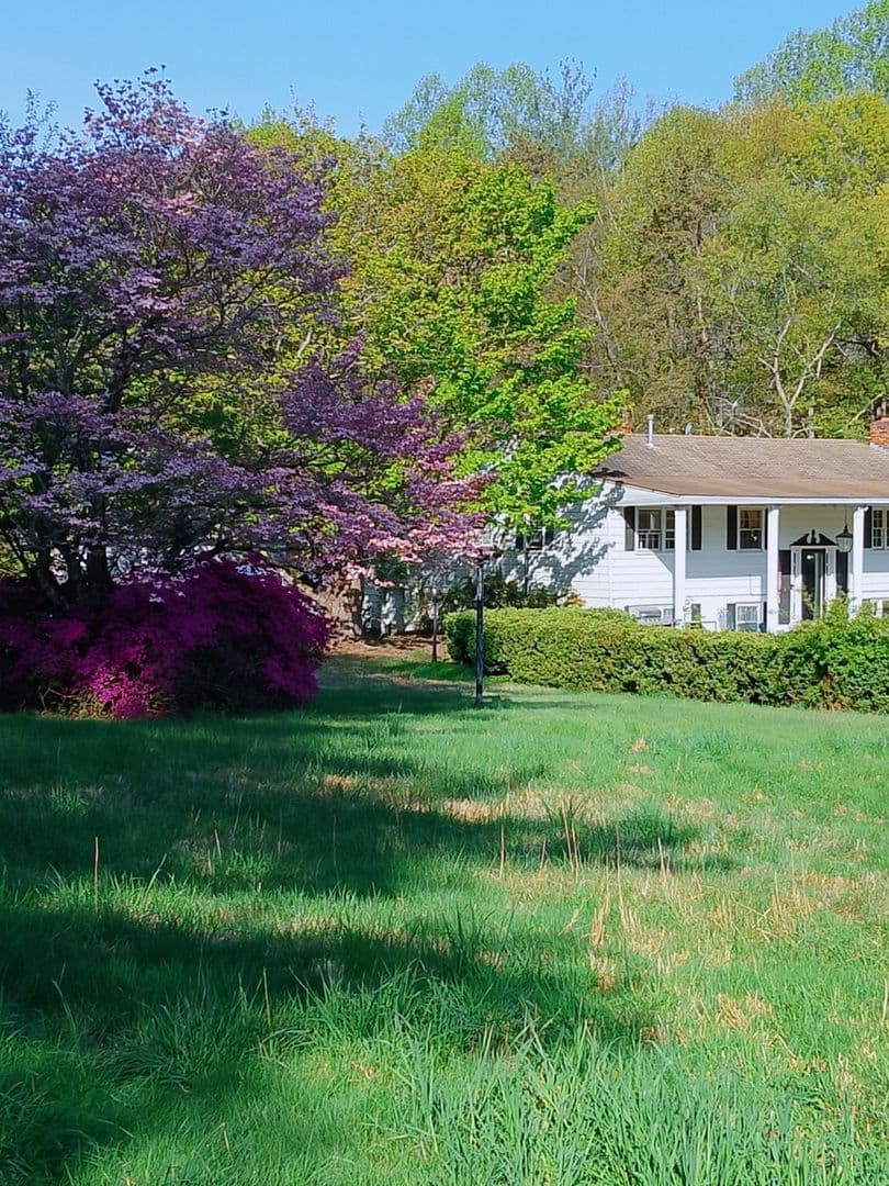 Manassas House: 14414 Bristow Rd
