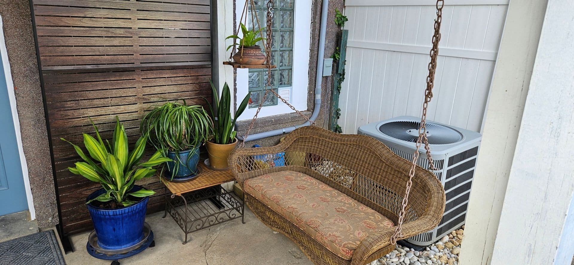 Baltimore Townhome: 4633 Kernwood Ave