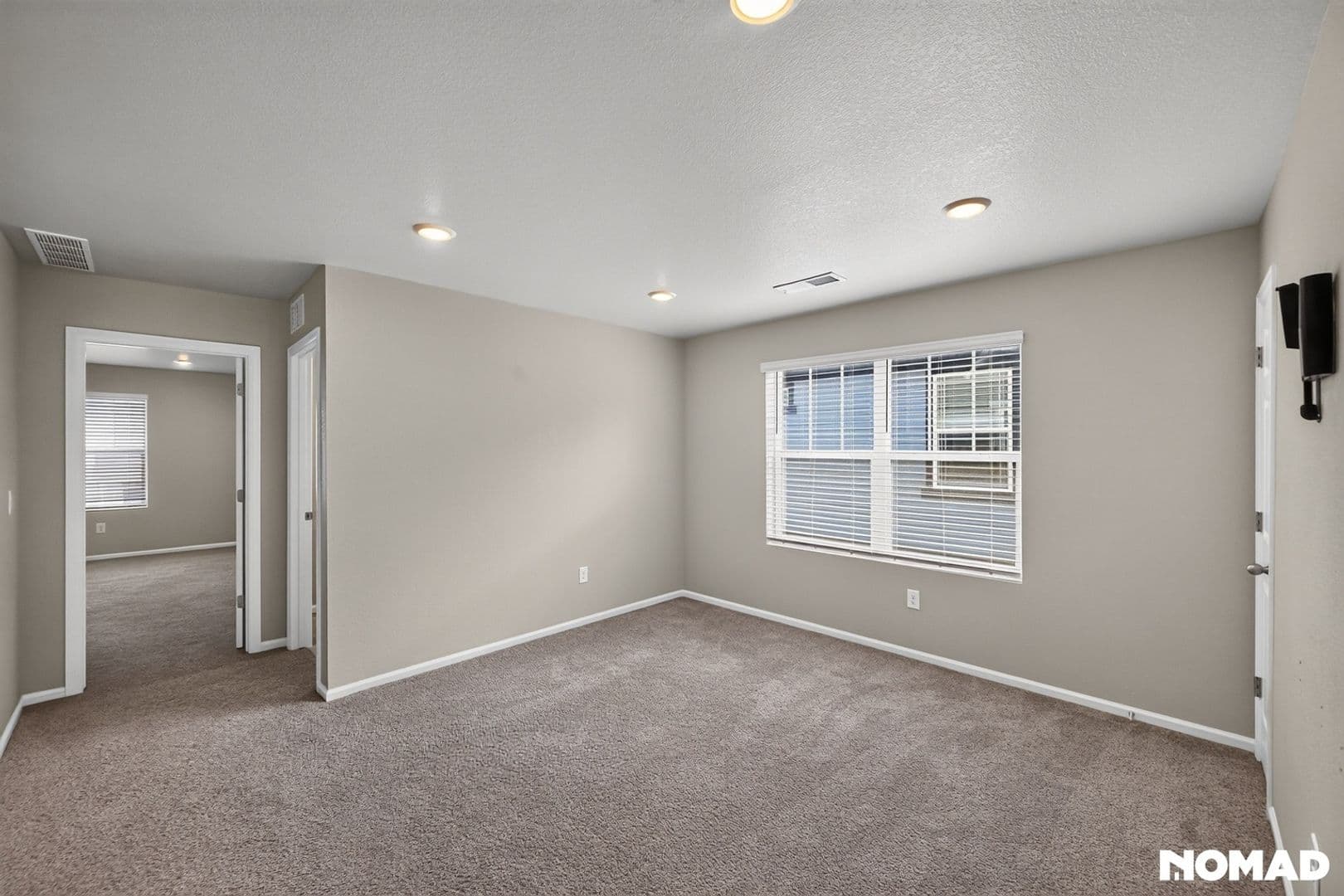 Aurora Townhome: 745 N Tempe St