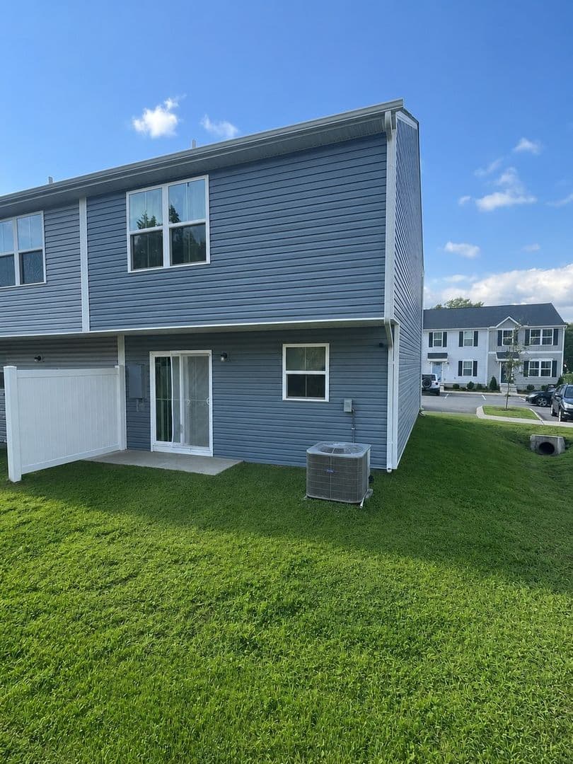 Antioch Condo: 1613 Mountain Ash Ln