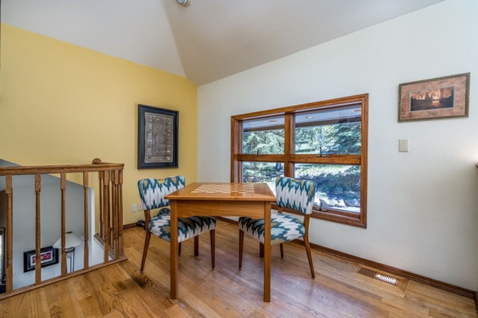 Bend House: 2889 Nw Starview Dr