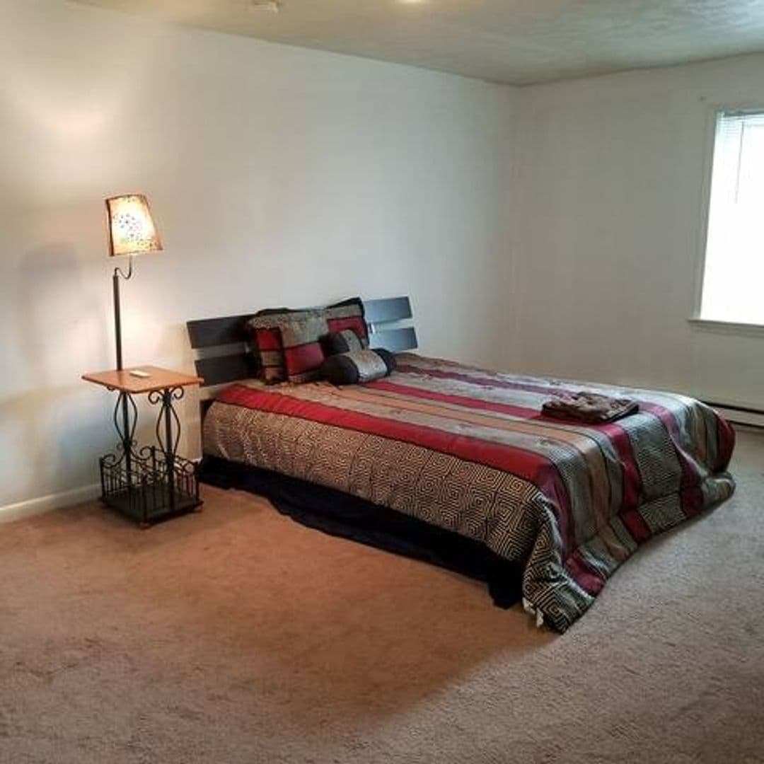 Manassas House: 14416 Bristow Rd