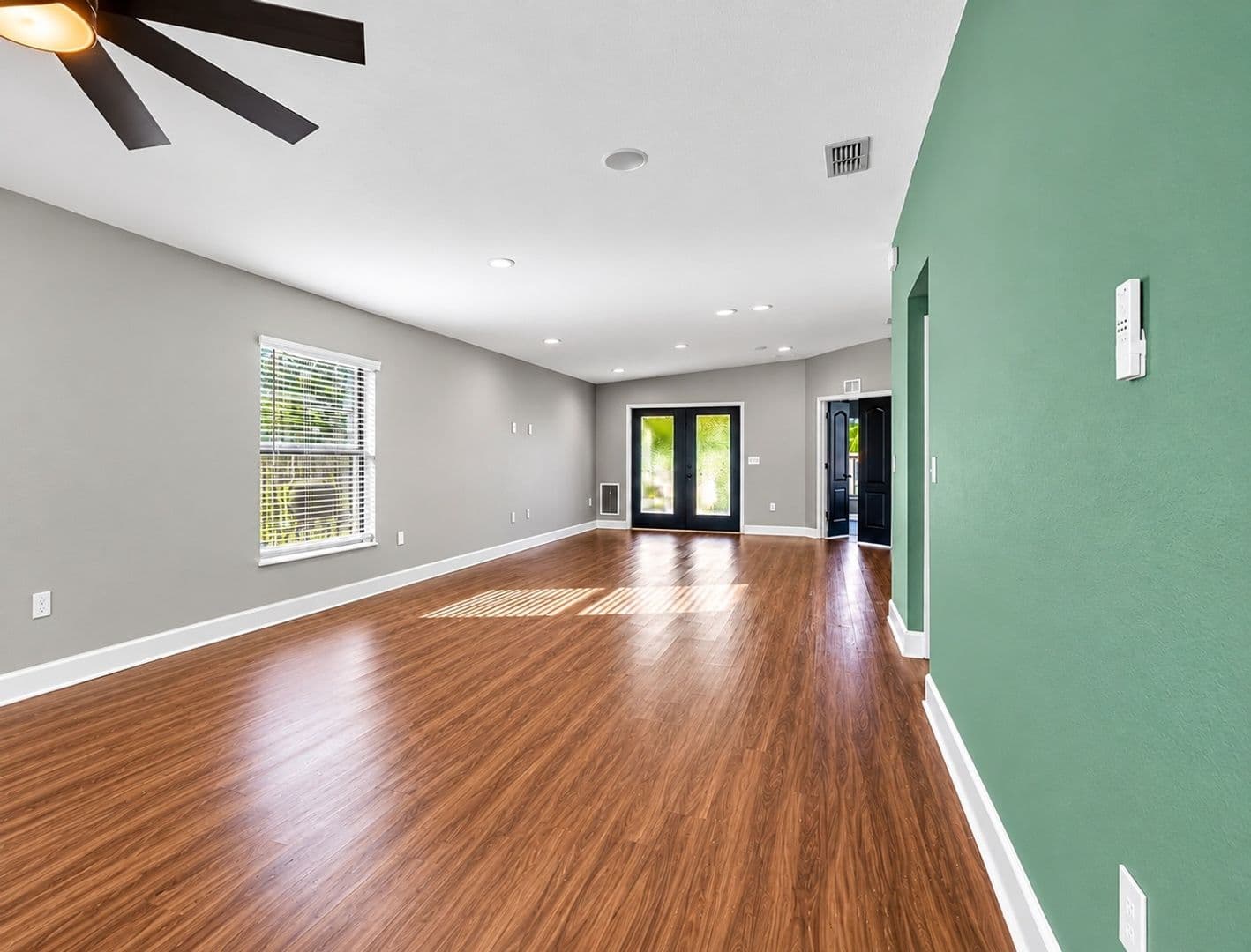 Winter Haven House: 188 Black Skimmer Ln
