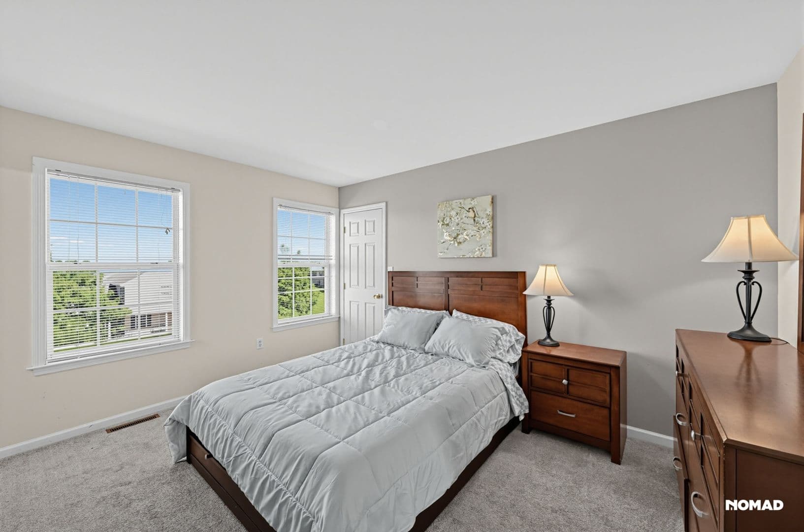 Carlisle Townhome: 318 Sherman Ave